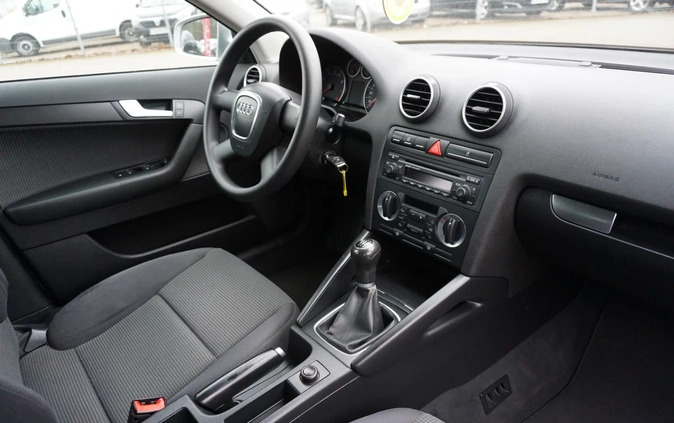 Audi A3 cena 16900 przebieg: 241000, rok produkcji 2006 z Brzesko małe 191
